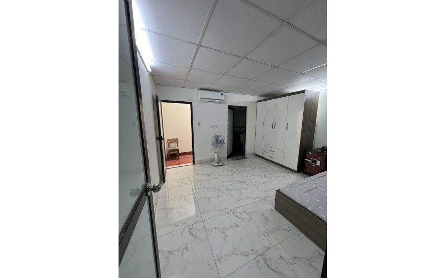 Cho thuê nhà riêng 2 tầng tại Lê Trọng Tấn, Định Công, Hoàng Mai 40m2, FUll nội thất, 9 Triệu
